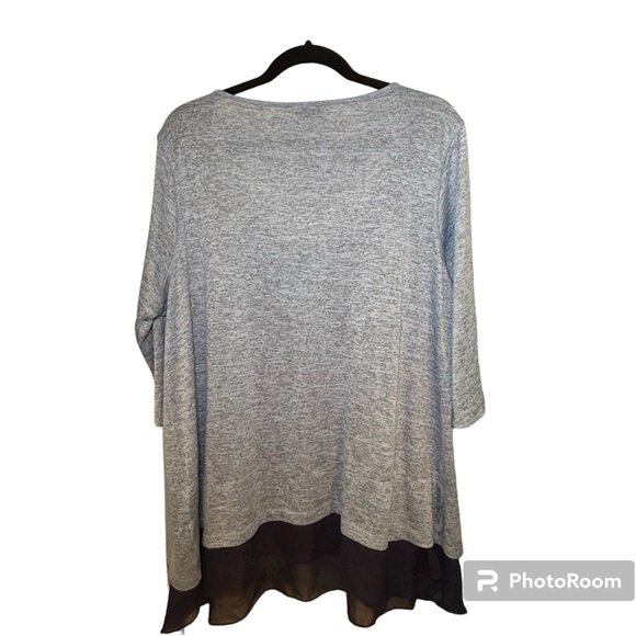 World Unity Blue Studded Paisley Ruffle Bottom Tee Size 1X - Picture 3 of 9